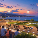 Illustration éditoriale originale pour Cagnes-sur-Mer : une nuit de courses, de mer et de feu d’artifice sur rivierastays.fr